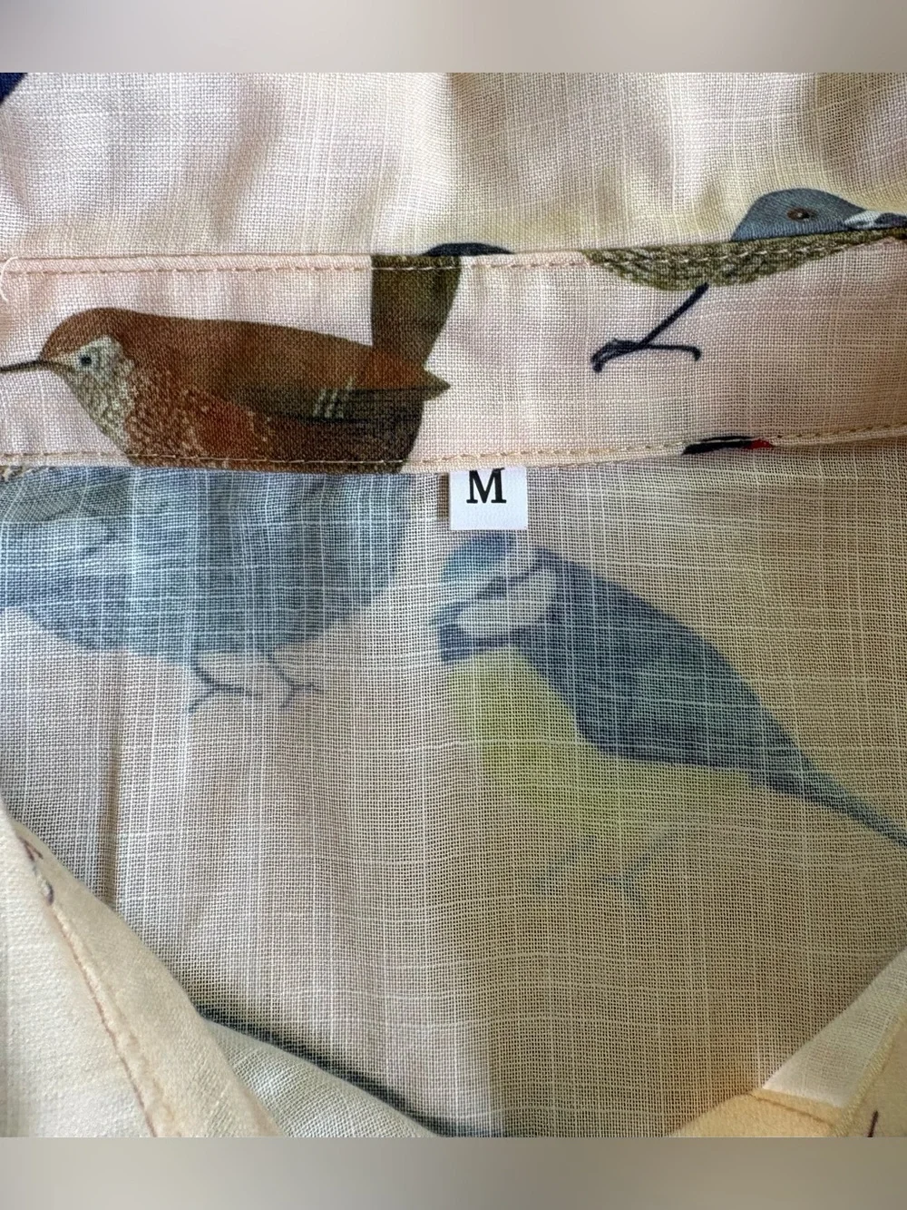 For Bird Lovers! Super Fun Women’s Beige Bird-Print Button-Up Shirt, Medium - Picture 14 of 16